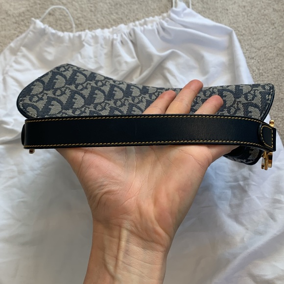 Dior Vintage Oblique Medium Saddle Bag - Picture 6 of 16